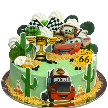 Vāģu kūka ar vertikālu dizainu