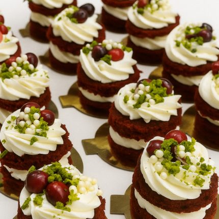 Sarkanā velveta porcijkūciņas