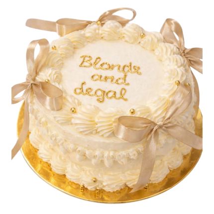 Vintage kūciņa – ar gaišām lentītēm un zelta uzrakstu