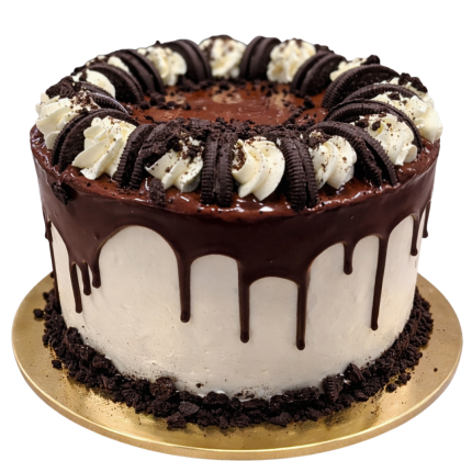 Oreo dizaina kūka ar šokolādes notecinājumu